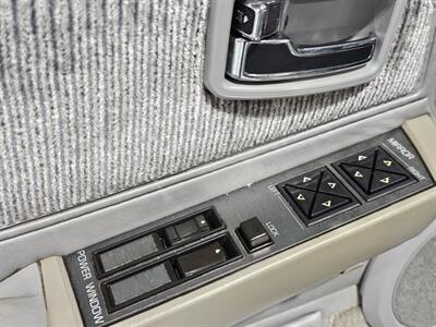 1982 Datsun 200SX SL Hatchback 5-Speed - Photo 75 - Roslyn, NY 11576
