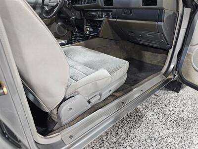1982 Datsun 200SX SL Hatchback 5-Speed - Photo 55 - Roslyn, NY 11576