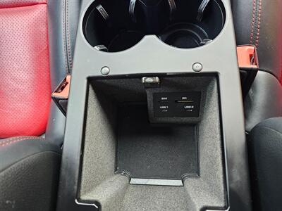 2020 Porsche Macan   - Photo 73 - Roslyn, NY 11576
