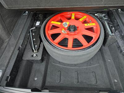 2020 Porsche Macan   - Photo 76 - Roslyn, NY 11576
