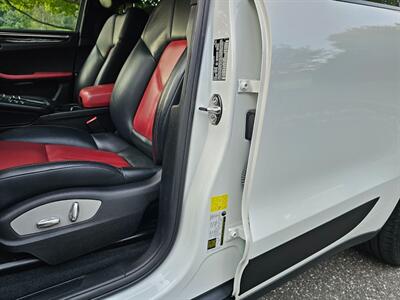 2020 Porsche Macan   - Photo 57 - Roslyn, NY 11576