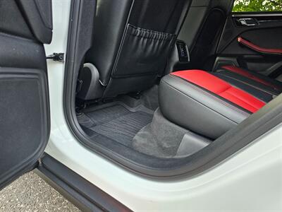 2020 Porsche Macan   - Photo 39 - Roslyn, NY 11576