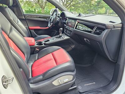2020 Porsche Macan   - Photo 33 - Roslyn, NY 11576