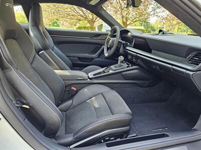 2025 Porsche 911 GT3   - Photo 62 - Roslyn, NY 11576