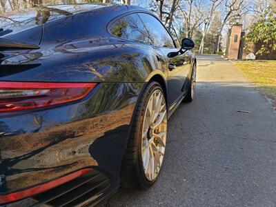 2017 Porsche 911 Turbo S   - Photo 17 - Roslyn, NY 11576