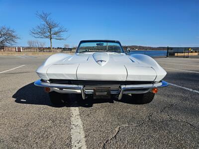 1964 Chevrolet Corvette Roadster   - Photo 2 - Roslyn, NY 11576