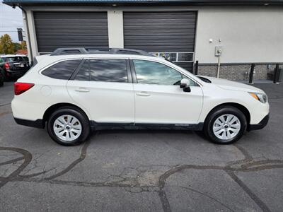 2016 Subaru Outback 2.5i Premium   - Photo 2 - Boise, ID 83704