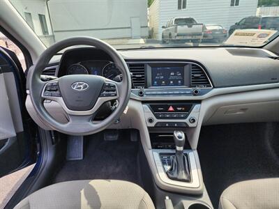 2018 Hyundai Elantra SEL   - Photo 8 - Boise, ID 83704