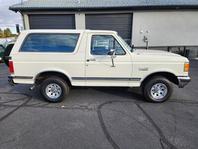 1990 Ford Bronco XLT 2 Door   - Photo 2 - Boise, ID 83704