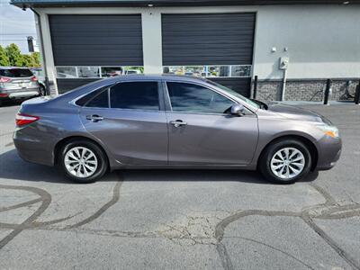 2015 Toyota Camry LE   - Photo 2 - Boise, ID 83704