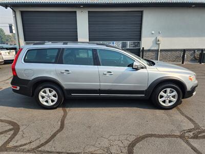 2010 Volvo XC70 3.2   - Photo 2 - Boise, ID 83704