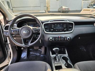 2017 Kia Sorento LX V6   - Photo 8 - Boise, ID 83704