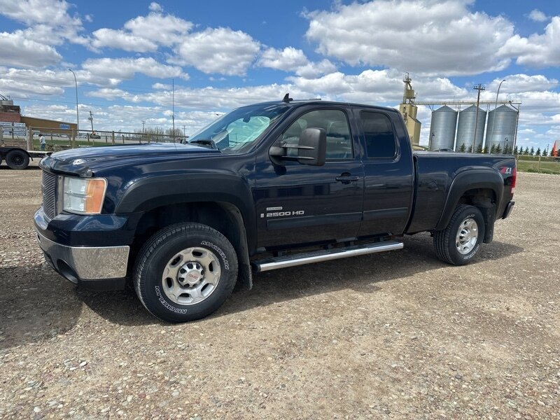 2007 GMC Sierra 2500 SLT SLT 4dr Extended Cab - Photo 1 - Magrath, AL 21804