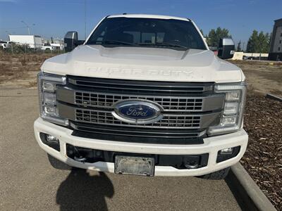 2018 Ford F-350 Super Duty Platinum   - Photo 2 - Magrath, AL 21804