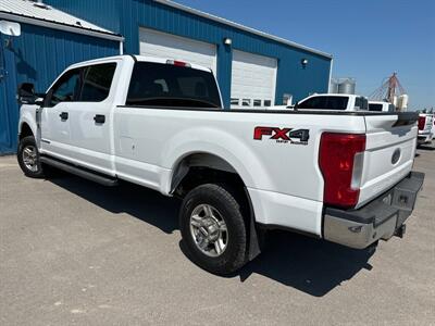 2017 Ford F-350 Super Duty XLT   - Photo 3 - Magrath, AL 21804