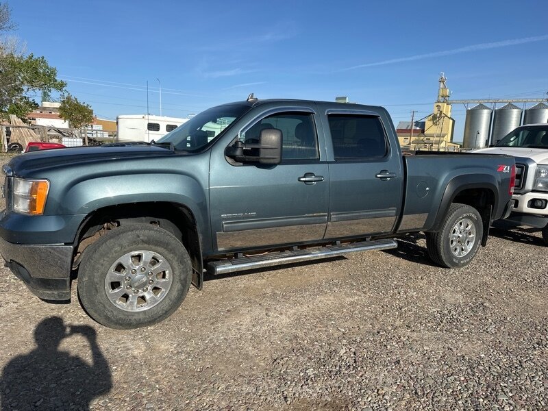 2011 GMC Sierra 2500 SLT - Photo 1 - Magrath, AL 21804