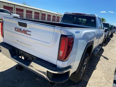 2022 GMC Sierra 3500 SLT   - Photo 5 - Magrath, AL 21804