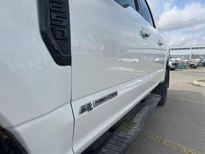 2022 Ford F-350 Super Duty Lariat   - Photo 2 - Magrath, AL 21804