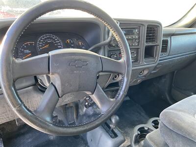 2005 Chevrolet Silverado 2500HD LS   - Photo 3 - Magrath, AL 21804