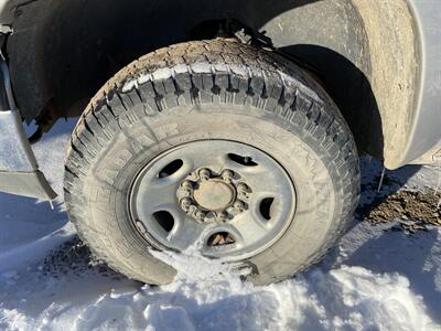 2005 Chevrolet Silverado 2500HD LS   - Photo 6 - Magrath, AL 21804