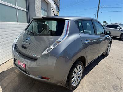 2015 Nissan LEAF S - Photo 3 - Winnipeg, MB R2J 3T3