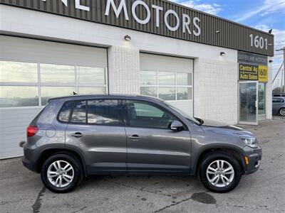 2012 Volkswagen Tiguan S   - Photo 2 - Winnipeg, MB R2J 3T3