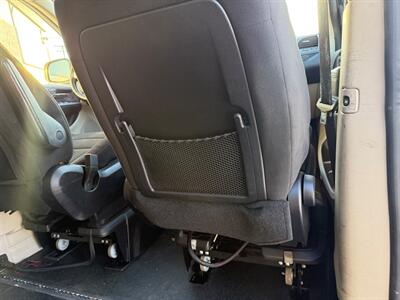 2013 Dodge Grand Caravan WHEELCHAIR VAN   - Photo 4 - Winnipeg, MB R2J 3T3