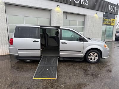 2012 Dodge Grand Caravan WHEELCHAIR VAN   - Photo 2 - Winnipeg, MB R2J 3T3