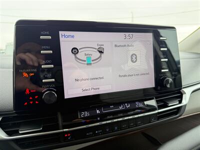 2022 Toyota Sienna LE 8-Passenger   - Photo 17 - Winnipeg, MB R2J 3T3