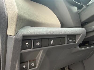 2022 Toyota Sienna LE 8-Passenger - Photo 4 - Winnipeg, MB R2J 3T3