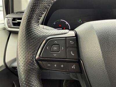 2022 Toyota Sienna LE 8-Passenger   - Photo 14 - Winnipeg, MB R2J 3T3