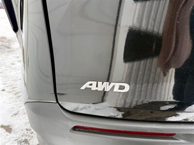 2022 Toyota Sienna LE 8-Passenger   - Photo 5 - Winnipeg, MB R2J 3T3