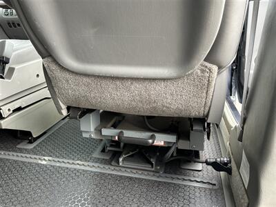 2007 Toyota Sienna WHEELCHAIR VAN   - Photo 4 - Winnipeg, MB R2J 3T3