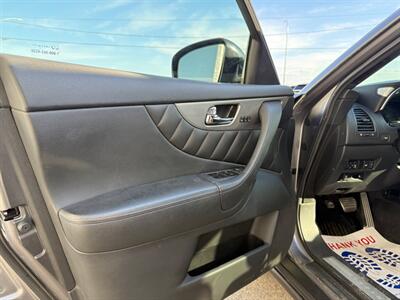 2015 INFINITI Q70S Sport   - Photo 10 - Winnipeg, MB R2J 3T3