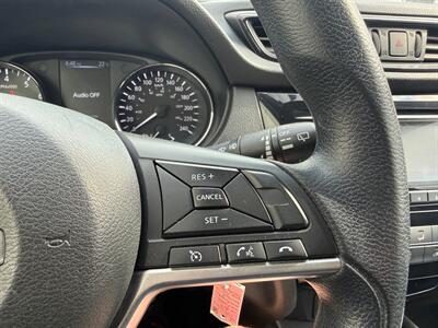2017 Nissan Rogue S - Photo 9 - Winnipeg, MB R2J 3T3