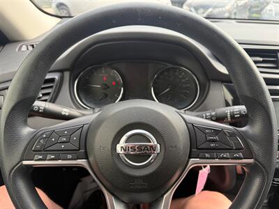 2017 Nissan Rogue S - Photo 7 - Winnipeg, MB R2J 3T3