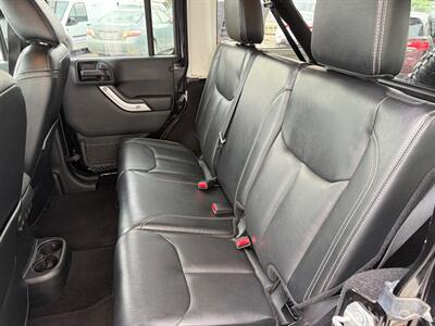 2017 Jeep Wrangler Unlimited Sahara   - Photo 7 - Winnipeg, MB R2J 3T3
