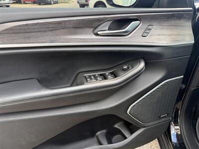 2021 Jeep Grand Cherokee L Limited - Photo 9 - Winnipeg, MB R2J 3T3