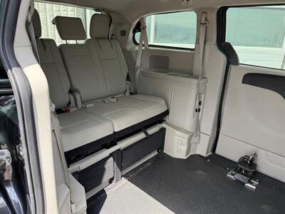 2011 Dodge Grand Caravan WHEELCHAIR VAN   - Photo 15 - Winnipeg, MB R2J 3T3