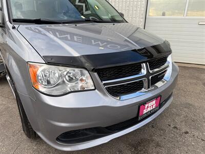 2013 Dodge Grand Caravan SXT WHEELCHAIR VAN - Photo 7 - Winnipeg, MB R2J 3T3
