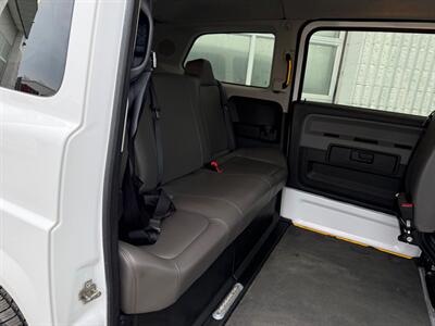2014 Mobility Ventures MV-1 WHEELCHAIR VAN, POWER RAMP   - Photo 7 - Winnipeg, MB R2J 3T3
