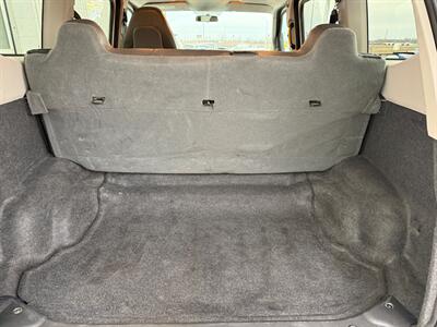 2014 Mobility Ventures MV-1 WHEELCHAIR VAN, POWER RAMP   - Photo 13 - Winnipeg, MB R2J 3T3