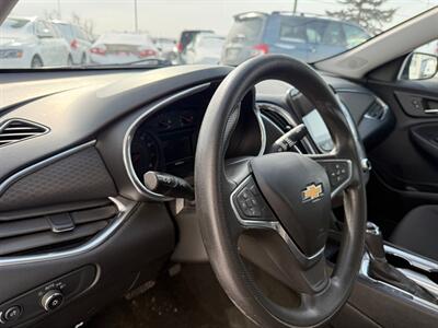 2019 Chevrolet Malibu LT   - Photo 8 - Winnipeg, MB R2J 3T3