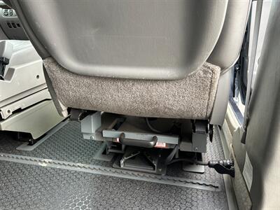 2007 Toyota Sienna WHEELCHAIR VAN   - Photo 7 - Winnipeg, MB R2J 3T3