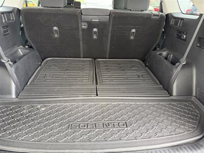 2016 Kia Sorento LX Plus V6   - Photo 8 - Winnipeg, MB R2J 3T3