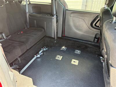 2015 Dodge Grand Caravan WHEELCHAIR VAN SXT Plus   - Photo 4 - Winnipeg, MB R2J 3T3
