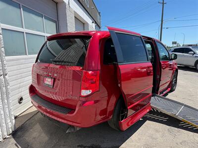 2015 Dodge Grand Caravan WHEELCHAIR VAN SXT Plus   - Photo 3 - Winnipeg, MB R2J 3T3