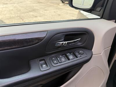 2016 Dodge Grand Caravan WHEELCHAIR VAN   - Photo 6 - Winnipeg, MB R2J 3T3