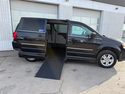 2016 Dodge Grand Caravan WHEELCHAIR VAN   - Photo 2 - Winnipeg, MB R2J 3T3