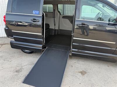 2016 Dodge Grand Caravan WHEELCHAIR VAN   - Photo 4 - Winnipeg, MB R2J 3T3